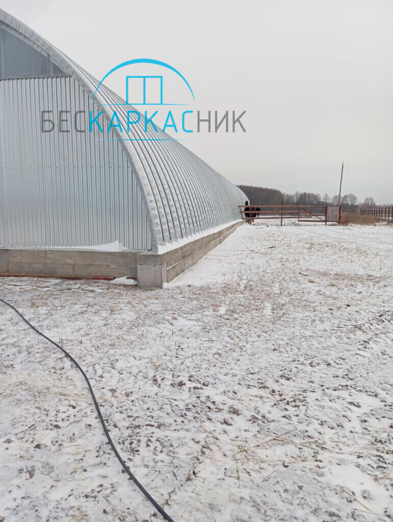 Ангар 13×60 м для кормов и амуниции